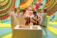 KEYTALK「ララ・ラプソディー」ミュージックビデオのワンシーン。