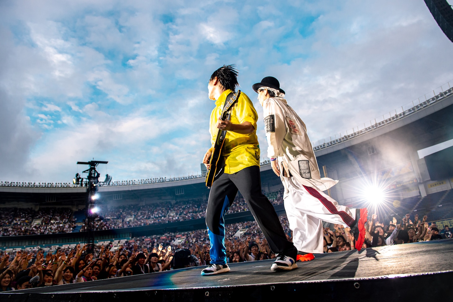 RADWIMPS「ANTI ANTI GENERATION TOUR 2019」千葉・ZOZOマリンスタジアム公演の様子。（Photo by Takeshi Yao）