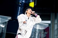 野田洋次郎（Vo, G, Piano）（Photo by Takeshi Yao）