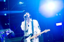 野田洋次郎（Vo, G, Piano）（Photo by Takeshi Yao）