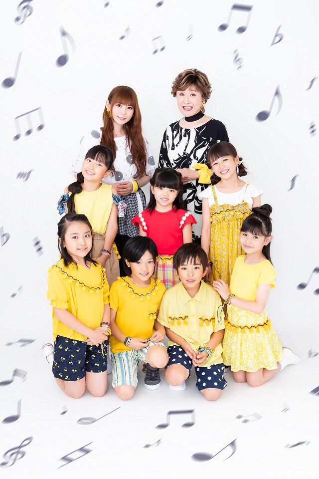 小林幸子、中川翔子と子供たち。