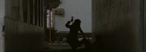 踊Foot Works「KAMISAMA」ミュージックビデオのワンシーン。