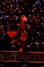 まふまふ（撮影：加藤千絵［CAPS］/ 小松陽祐［ODD JOB］ / 新澤和久 / 堀卓朗［ELENORE］）