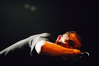 アフロ（MOROHA）（撮影：西槇太一）