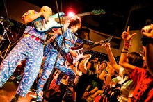 HERE（撮影：新倉映見）