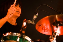 ソゴウタイスケ（Dr / キュウソネコカミ）（撮影：新倉映見）