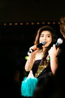 益子寺かおり（ベッド・イン）（撮影：新倉映見）