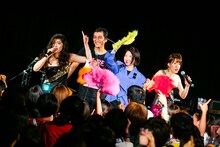 ベッド・イン「バブル講座」の様子。（撮影：新倉映見）