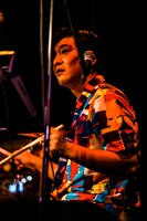 疋田武史（Dr / アルカラ）（撮影：新倉映見）