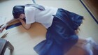 堀江由衣の新曲MV公開、制服姿で“文学少女の1日”表現