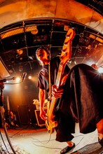 下上貴弘（B / アルカラ）（撮影：西槇太一）