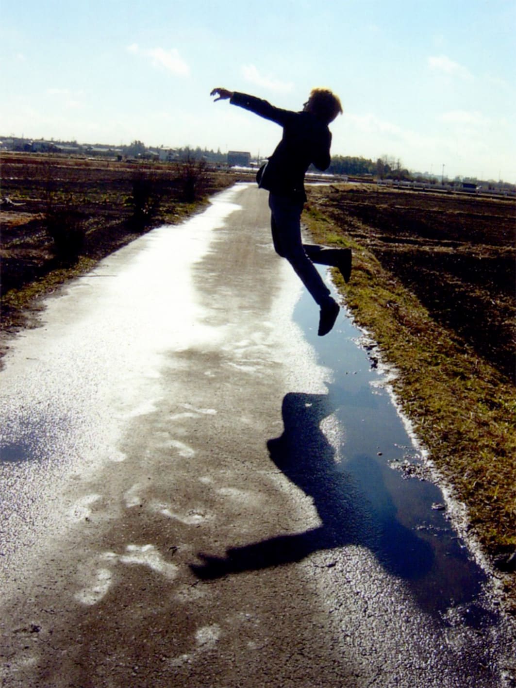 青山がジャンプを自撮りし始めた頃の写真。（写真提供：青山裕企）