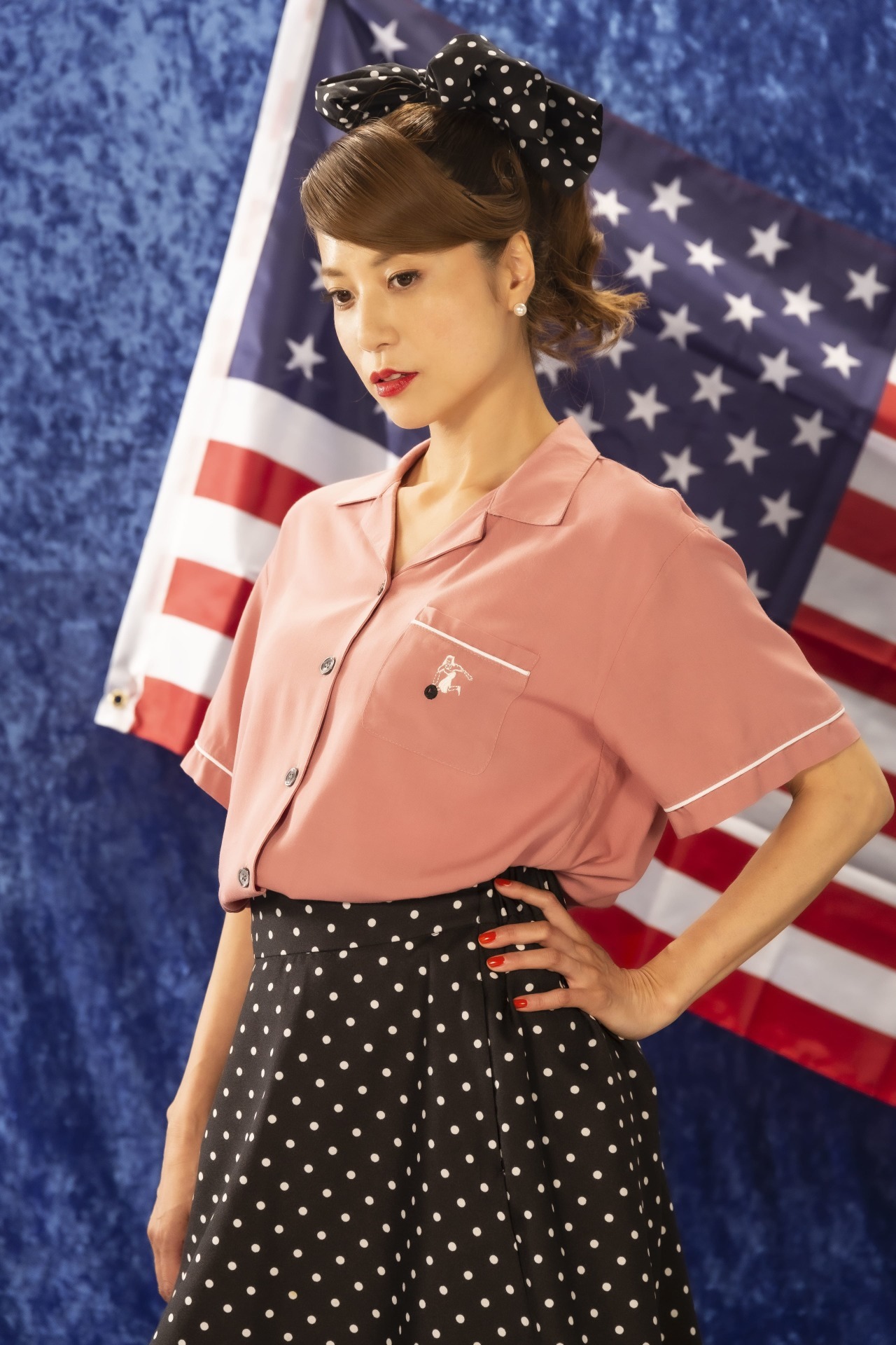 「LOVE 2020」で七変化するhitomi。