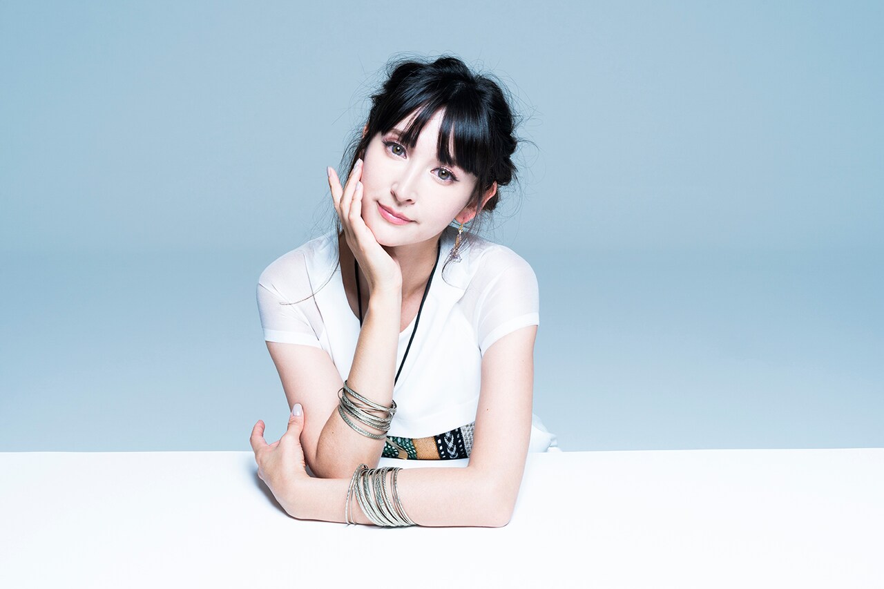 リア・ディゾンのMV10作品一挙公開（動画あり） - 音楽ナタリー