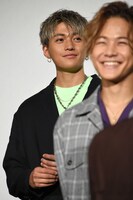 吉野北人（THE RAMPAGE from EXILE TRIBE）に「面白かった」と言われた八木勇征（FANTASTICS from EXILE TRIBE）。手前は岩谷翔吾（THE RAMPAGE from EXILE TRIBE）。