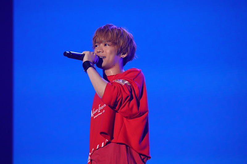 小野賢章