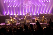 「メジャーデビュー 30th Anniversary FINAL LIVE『ザ・サン』突入 31st！」の様子。（撮影：コザイリサ）