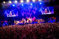 GLAY「GLAY 25th Anniversary Special Live in Seoul」の公演の様子。（撮影：岡田裕介）