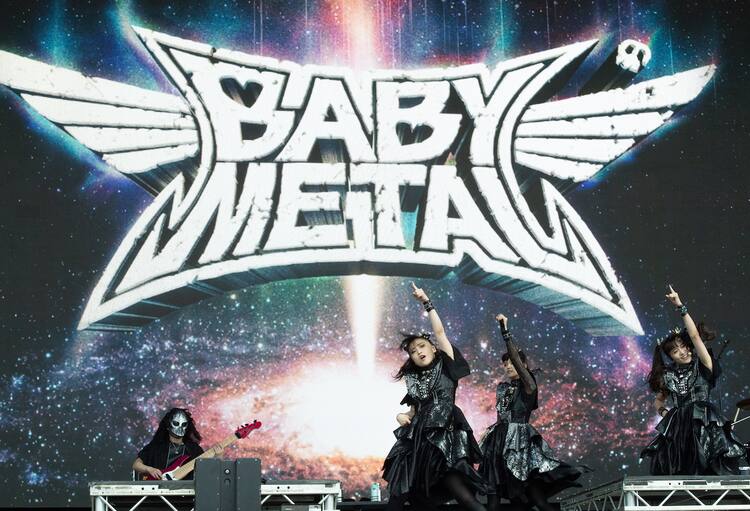 Babymetal新曲 Pa Pa Ya Mv公開 横アリのライブ映像で構成 動画あり 音楽ナタリー
