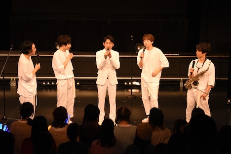 「SALTY's 4th anniversary LIVE～塩顔たちはCDを出すことにした～」の様子。