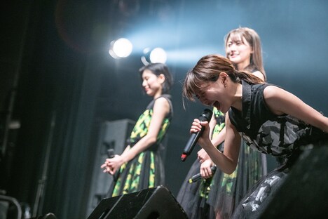 夢みるアドレセンスの“夢”を叫ぶ荻野可鈴。