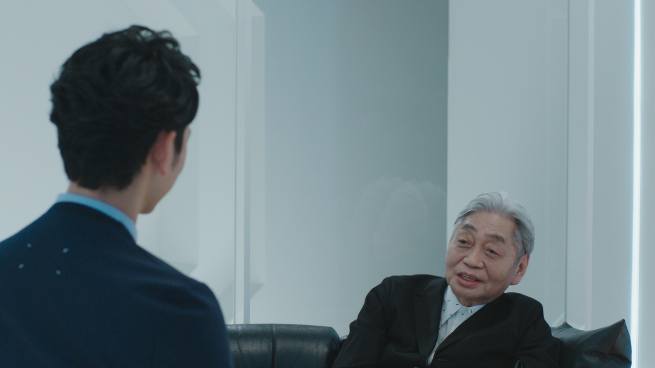 「大人エレベーター」第33弾のワンシーン。