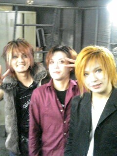 ゴールデンボンバー結成当時の写真。