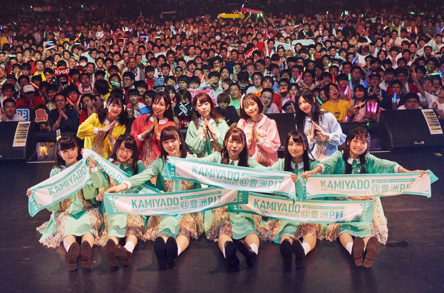 神宿「LIVE DAM STADIUM presents 神が宿る場所～ここが私の生きる場所～」の様子。
