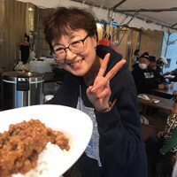 まーこおばちゃんのカレー