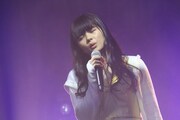 田村芽実「ワタシノアカシ▽」の様子。（写真：原田京子）
