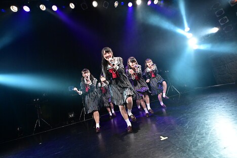 かみやど「かみがやどるばしょ～あなたはどんないろにそめるの？～ 」の様子。（写真：本間裕介）