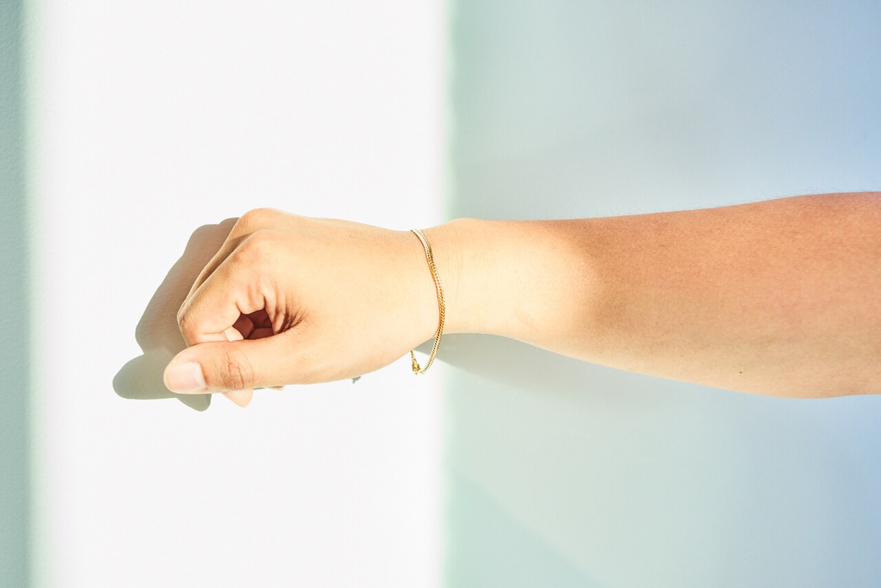 MOCAのブレスレット。