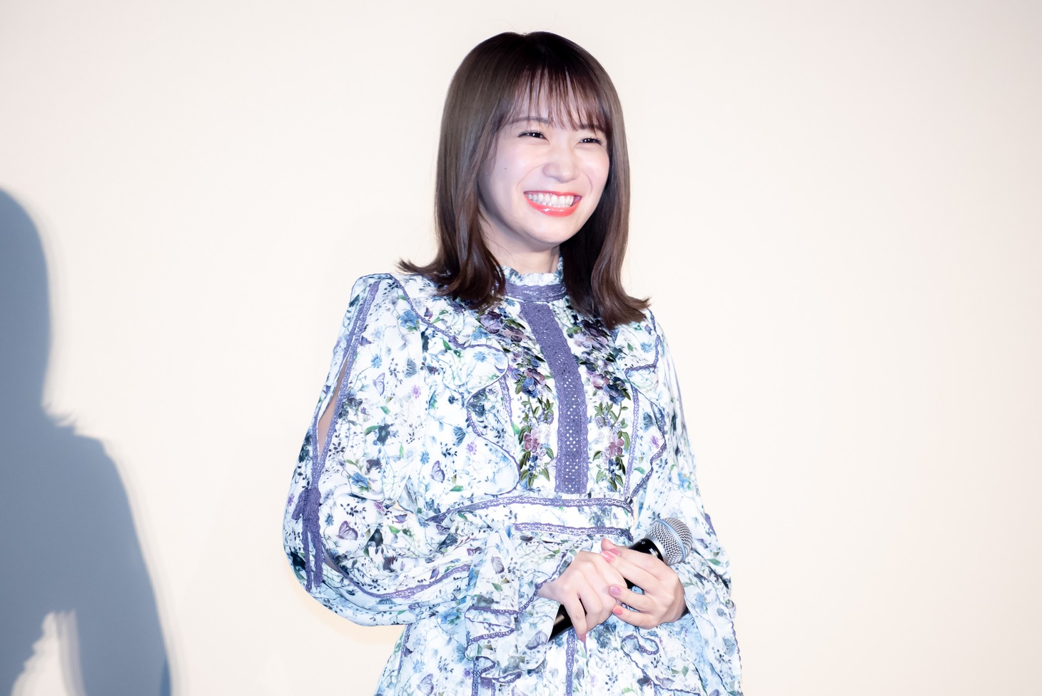 秋元真夏