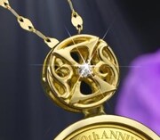 「yoshikitty10周年記念 yoshikitty金貨宝飾 純金コインペンダント」バチカン部分アップ