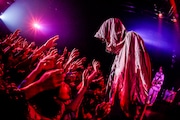 ドレスコーズ「"THE END OF THE WORLD PARTY" TOUR」神奈川・Yokohama Bay Hall公演の様子。(撮影:森好弘)