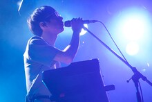高橋海（Vo, Key / LUCKY TAPES）（Photo by Yoshiaki Miura）