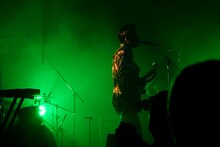 Yuto Uchino（Vo, G, Syn / The fin.）（Photo by Yoshiaki Miura）