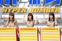 左から守屋茜、尾関梨香、松田里奈。(c)フジテレビ