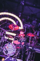 松浦匡希（Dr）（Photo by TAKAHIRO TAKINAMI）