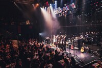 THE CHARM PARKのビルボード公演の様子。（撮影：勝永裕介）