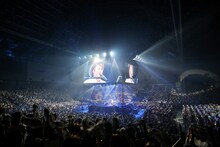 ナオト・インティライミ「ナオトの日 スペシャルLIVE 2019＠マリンメッセ福岡 ～今年は博多で待っとるよ！すごかぁ、たのしかぁ、最高か！みんなで来たらよかろうもん！ナオトの日やけん、楽しむばい～」の様子。（撮影：樋渡新一、日隈天明）