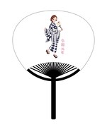 チケット当選者にプレゼントされるオリジナルうちわのデザイン。