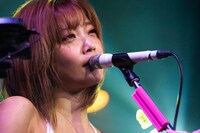 藤田恵名（写真提供：キングレコード）