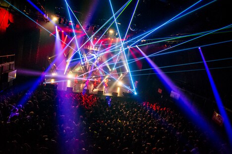 EMPiRE（Photo by Sotobayashi Kenta）