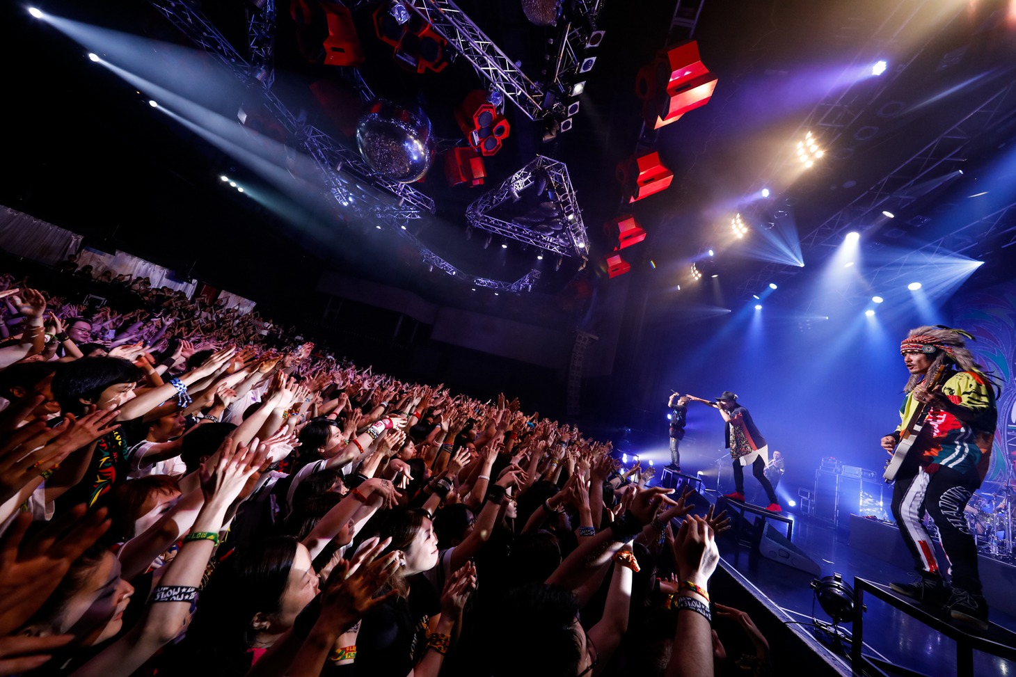 FLOW「FLOW LIVE TOUR 2019『TRIBALYTHM』」東京・新木場STUDIO COAST公演の様子。（撮影：木村泰之）