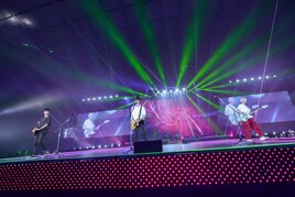 BUMP OF CHICKEN最新アルバムツアーが埼玉で開幕「曲がようやく完成した思い」