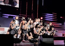 BEYOOOOONDS（写真提供：アップフロントグループ）