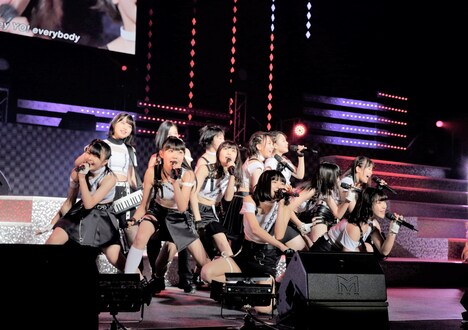 BEYOOOOONDS(写真提供:アップフロントグループ)