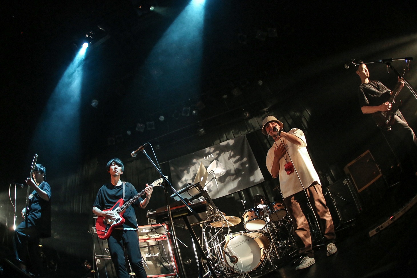LITEとmaco marets。（Photo by Saru）