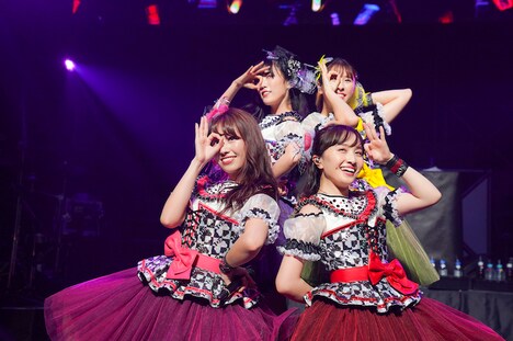 ももいろクローバーZ(写真提供:キングレコード)